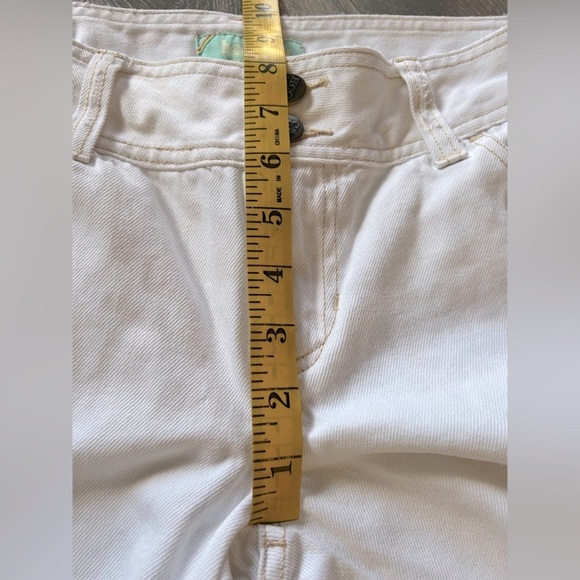 Vintage y2k HCO hollister low rise flare jeans in white. Size 7. - Picture 11 of 12